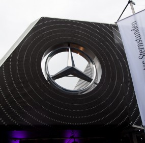 Mercedes-Benz Logo