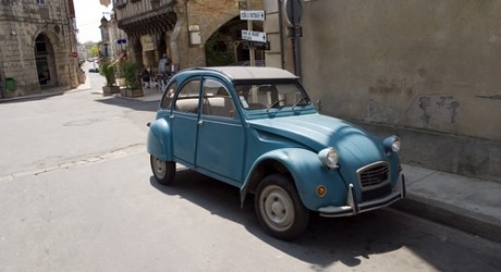 2 CV