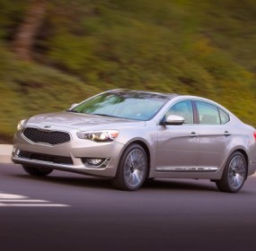 2014_Kia_Cadenza